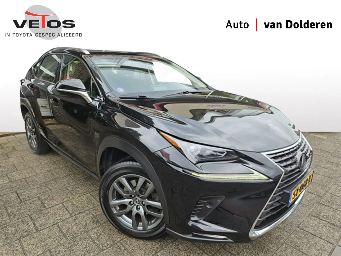 Lexus NX 300h AWD Business Line Rijstrokensensor/Grootlicht assi Zwart - 1