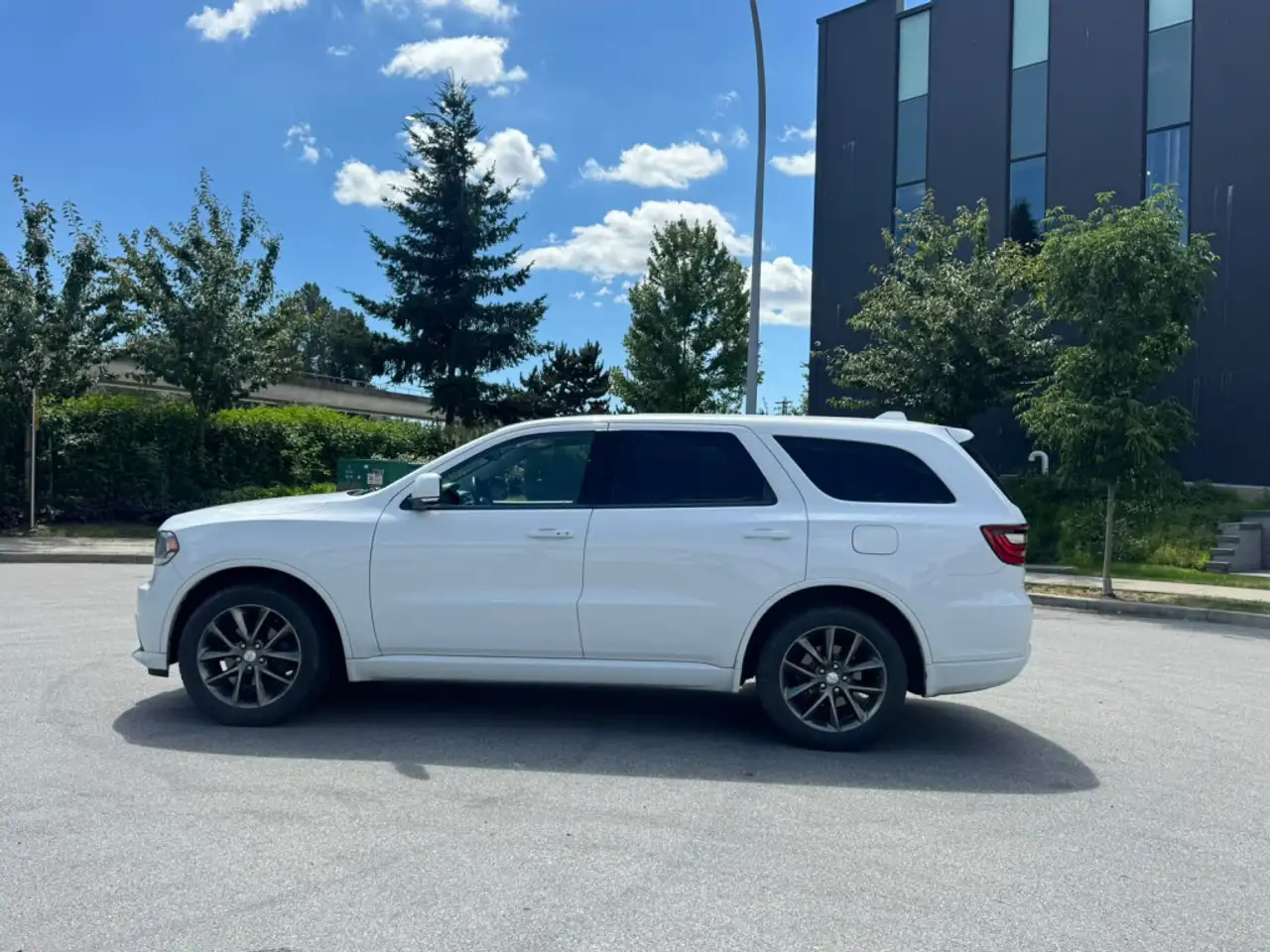 Dodge Durango снимка Dodge Durango