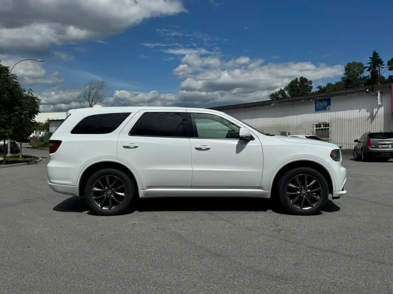 Dodge Durango снимка Dodge Durango