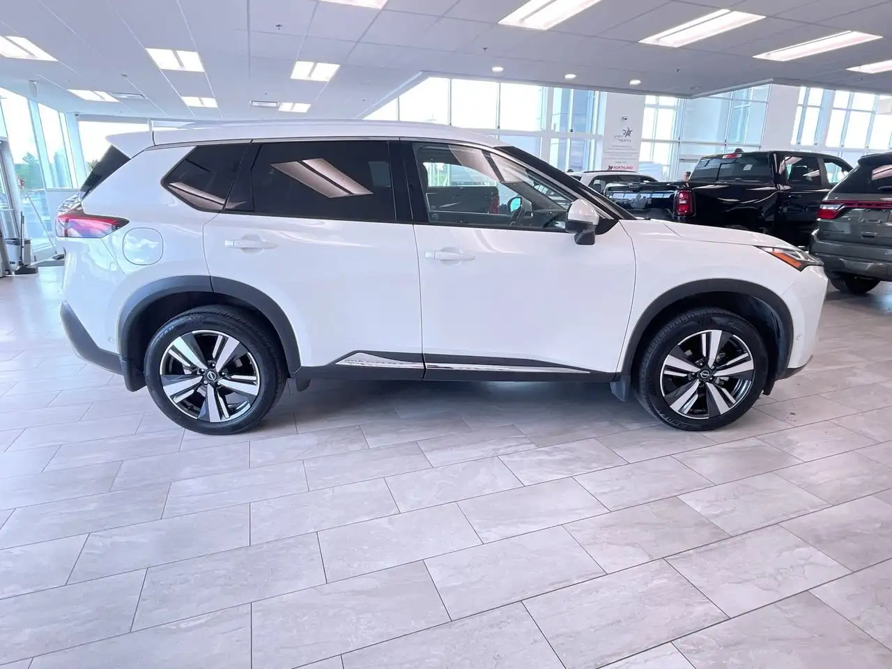Nissan Rogue fotografie Nissan Rogue