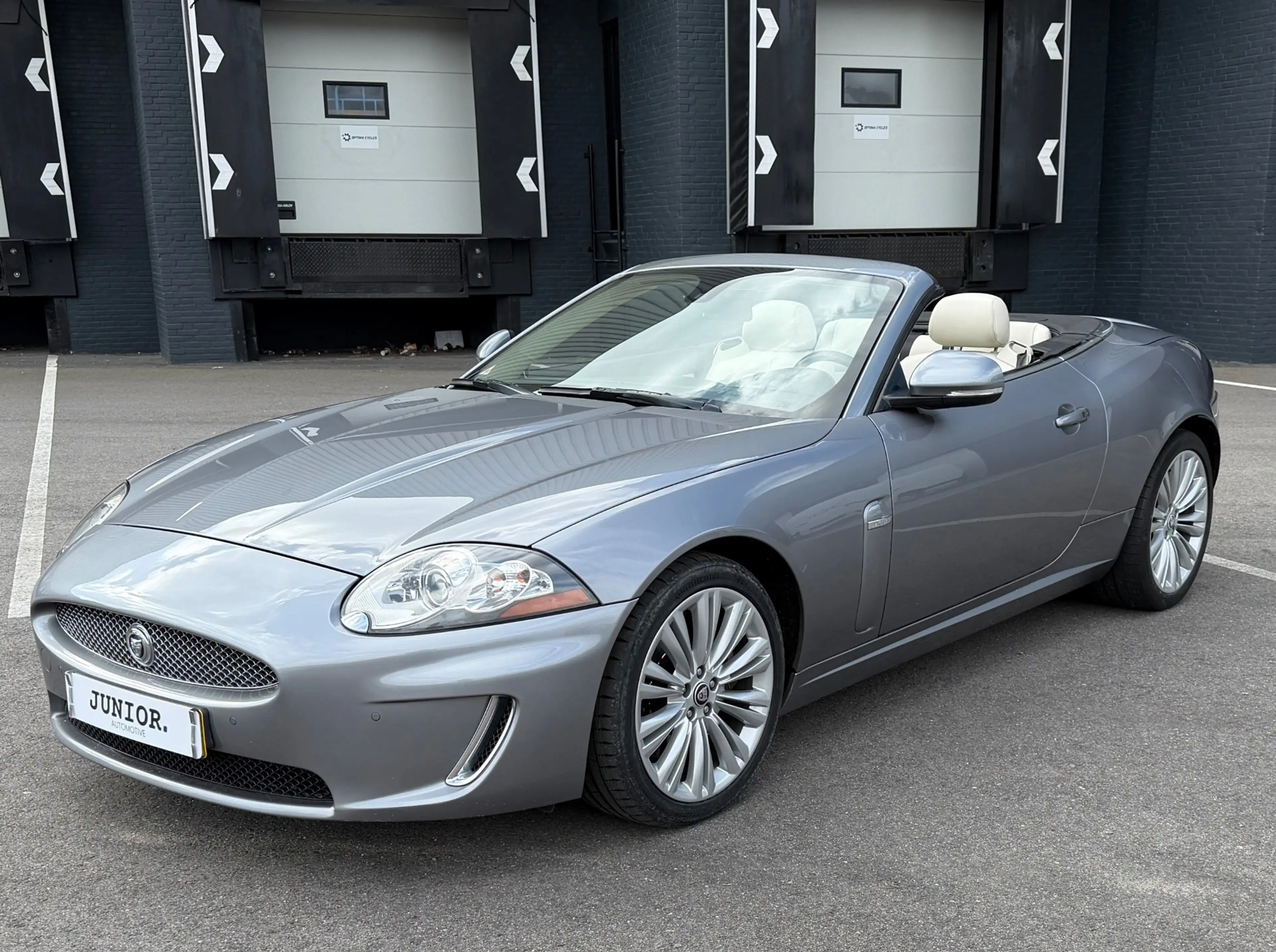 Jaguar XK 5.0 V8 Convertible Portfolio VOLLEDIGONDERHOUD/B&W — photo 2