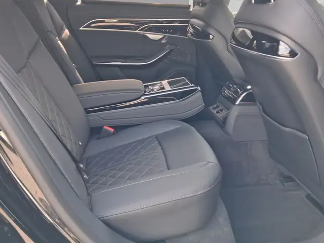 Audi A8 view 6