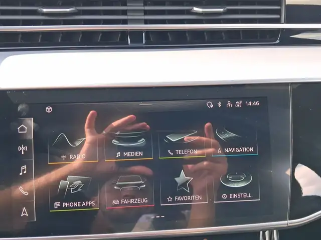 Audi A8 view 13