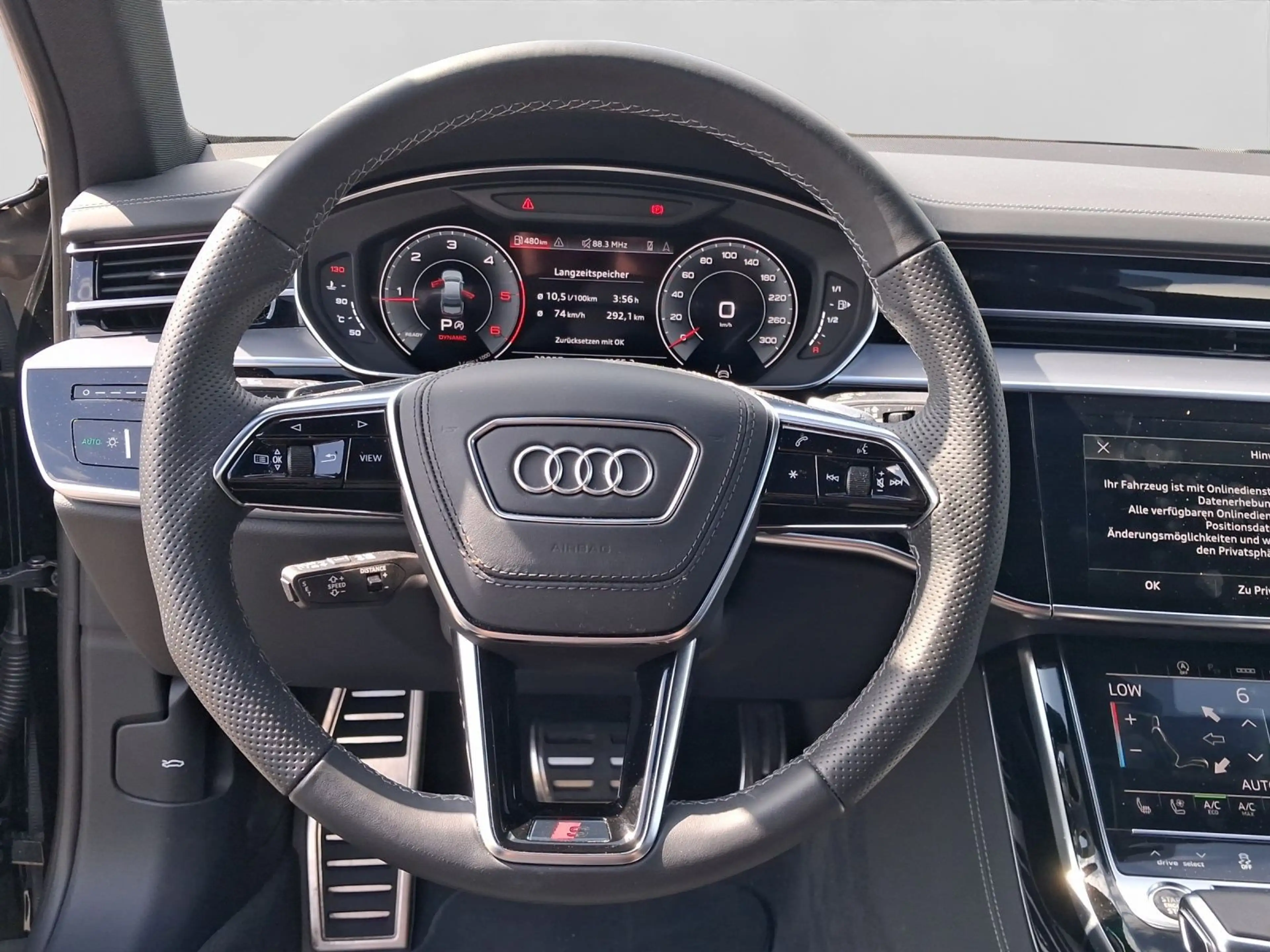Audi A8 50 TDI Q 2x S LINE AHK PANO MATRIX TV HuD — photo 9