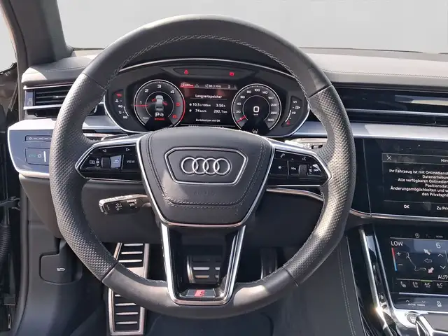 Audi A8 view 9