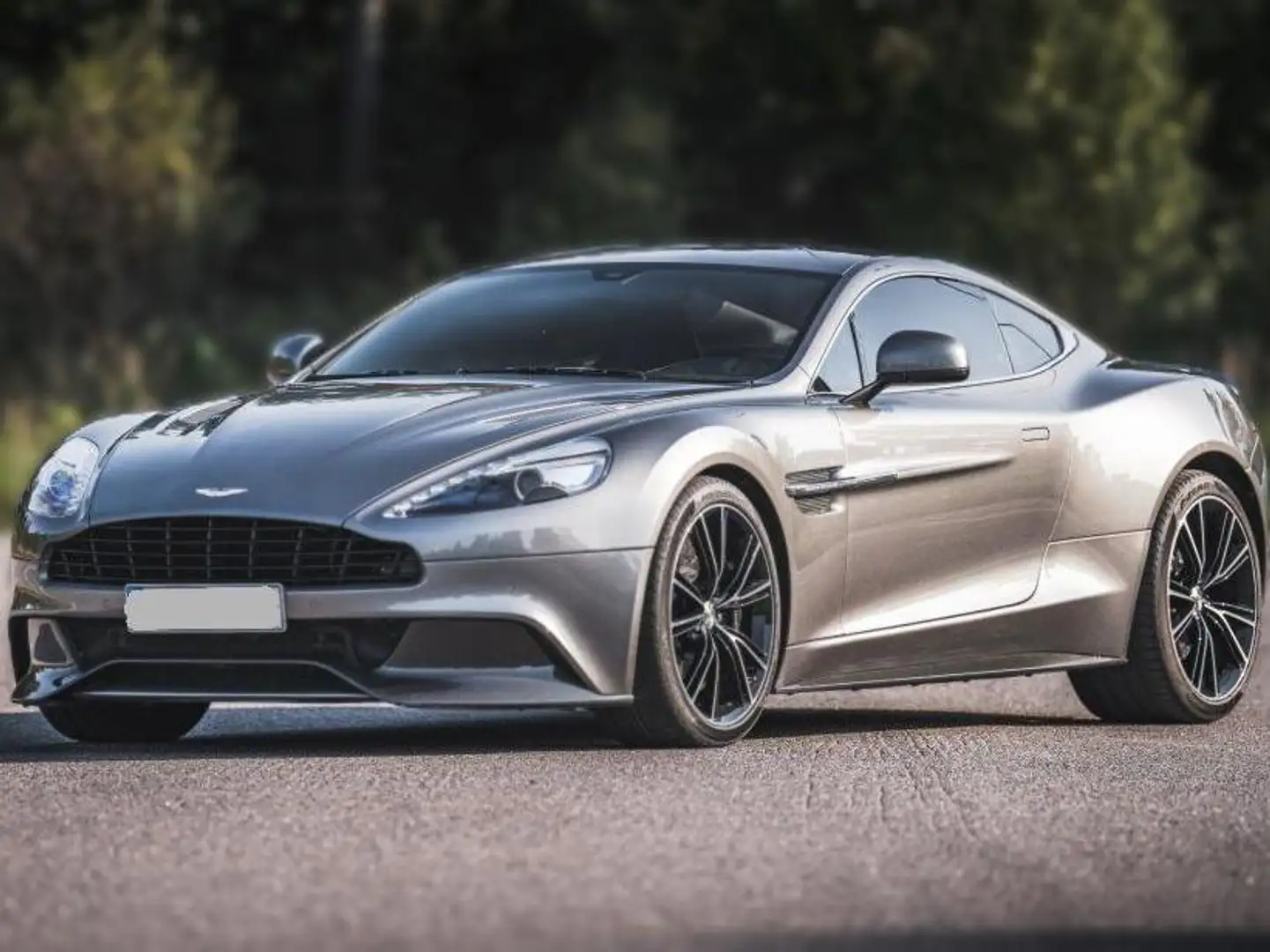 Aston Martin Vanquish Vanquish Coupe Argent - 2