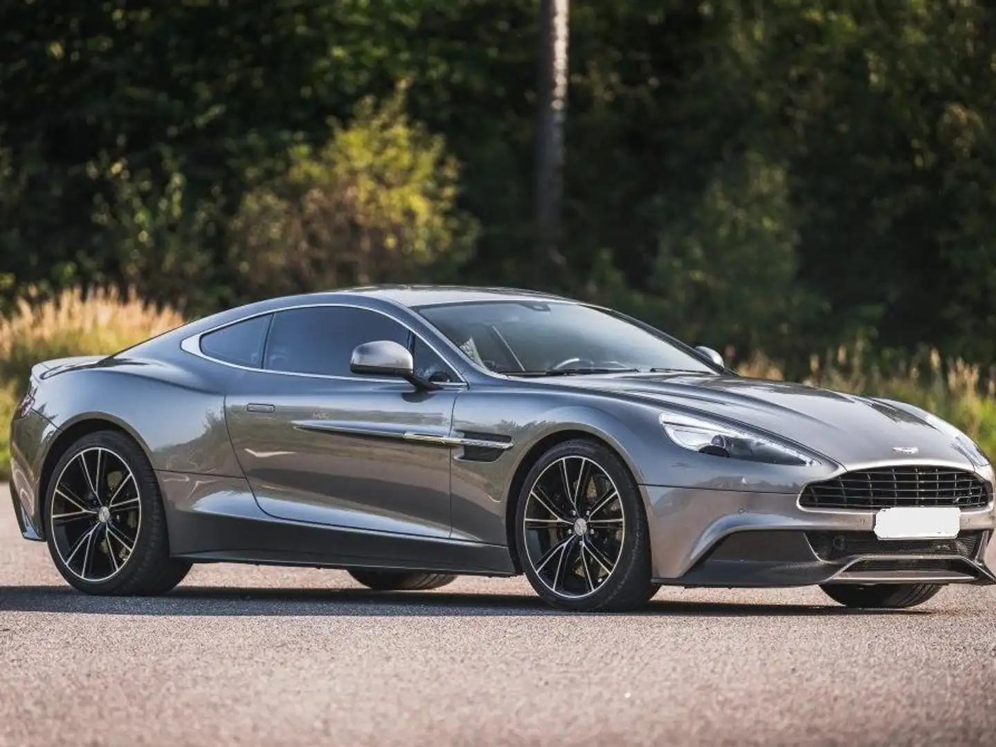 Aston Martin Vanquish Vanquish Coupe Argent - 1