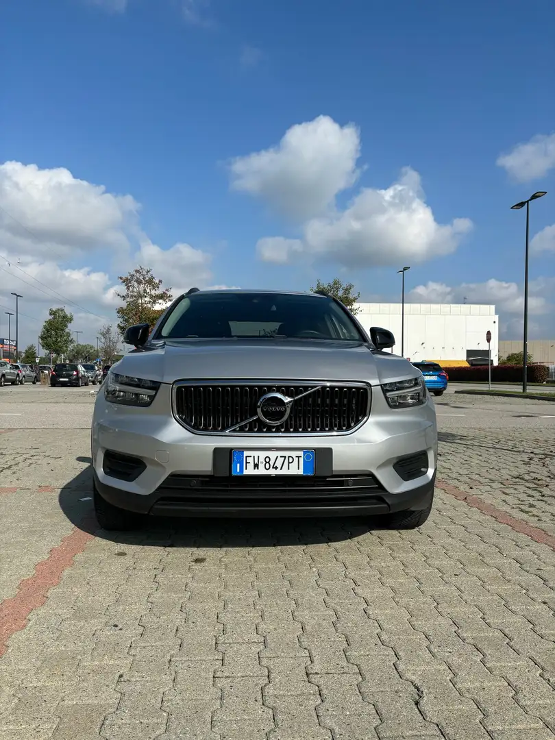 Volvo XC40 2.0 d3 Business geartronic Argento - 2