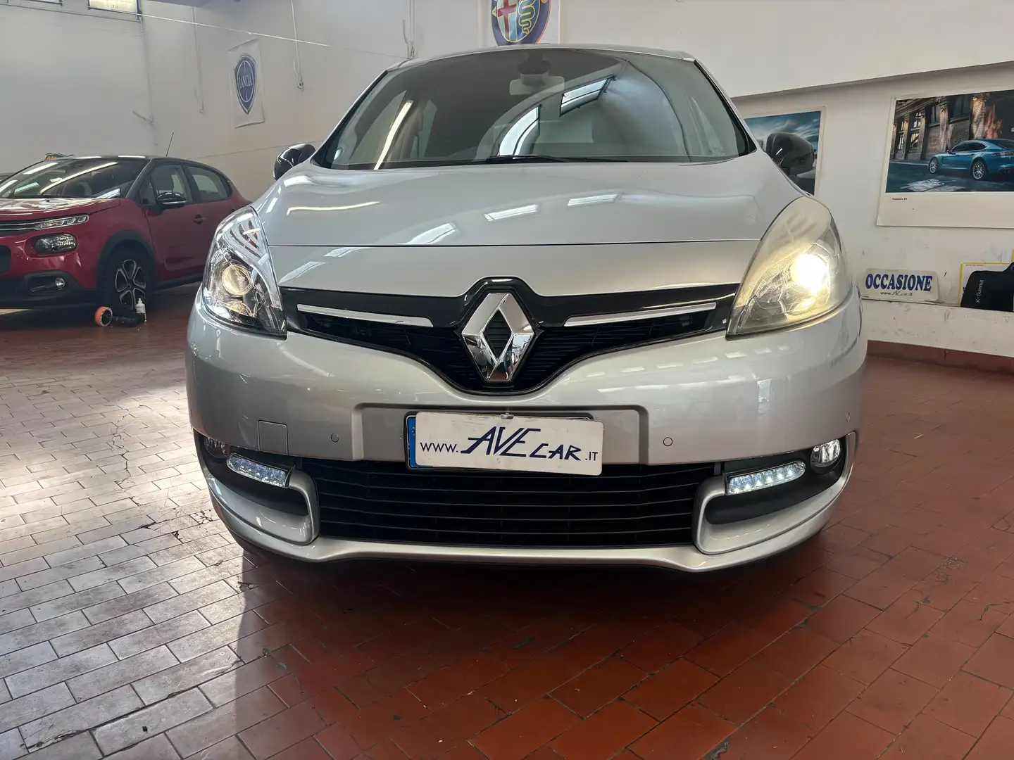 Renault Scenic X-Mod 1.5 EURO 6B 1 PROPRIETARIO OK NEOPATENTATI Argento - 2