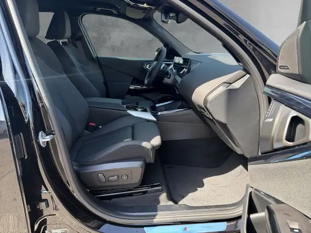 BMW X3 view 11