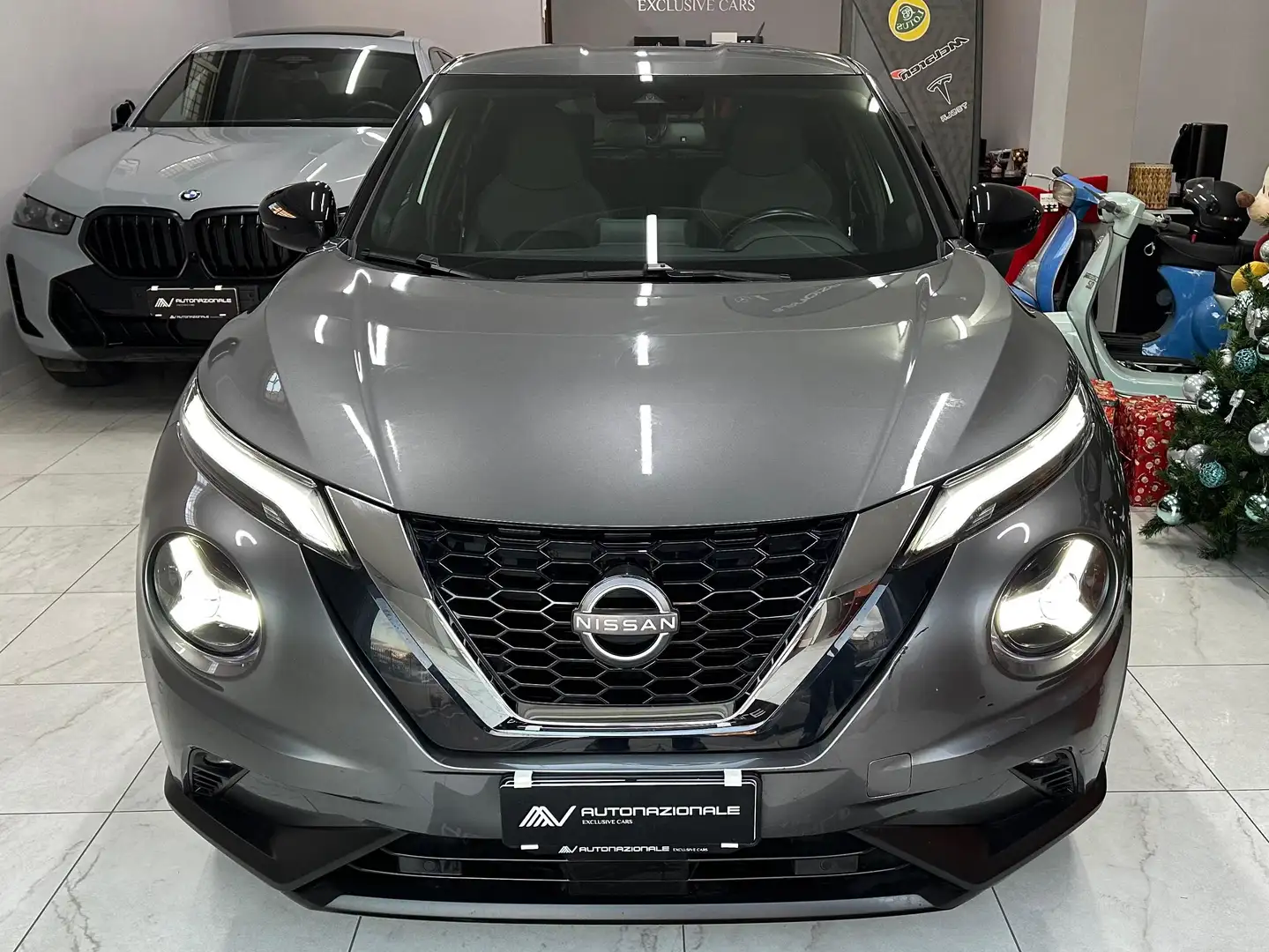 Nissan Juke 1.0 114 cv Automatica N-Connecta Grau - 2