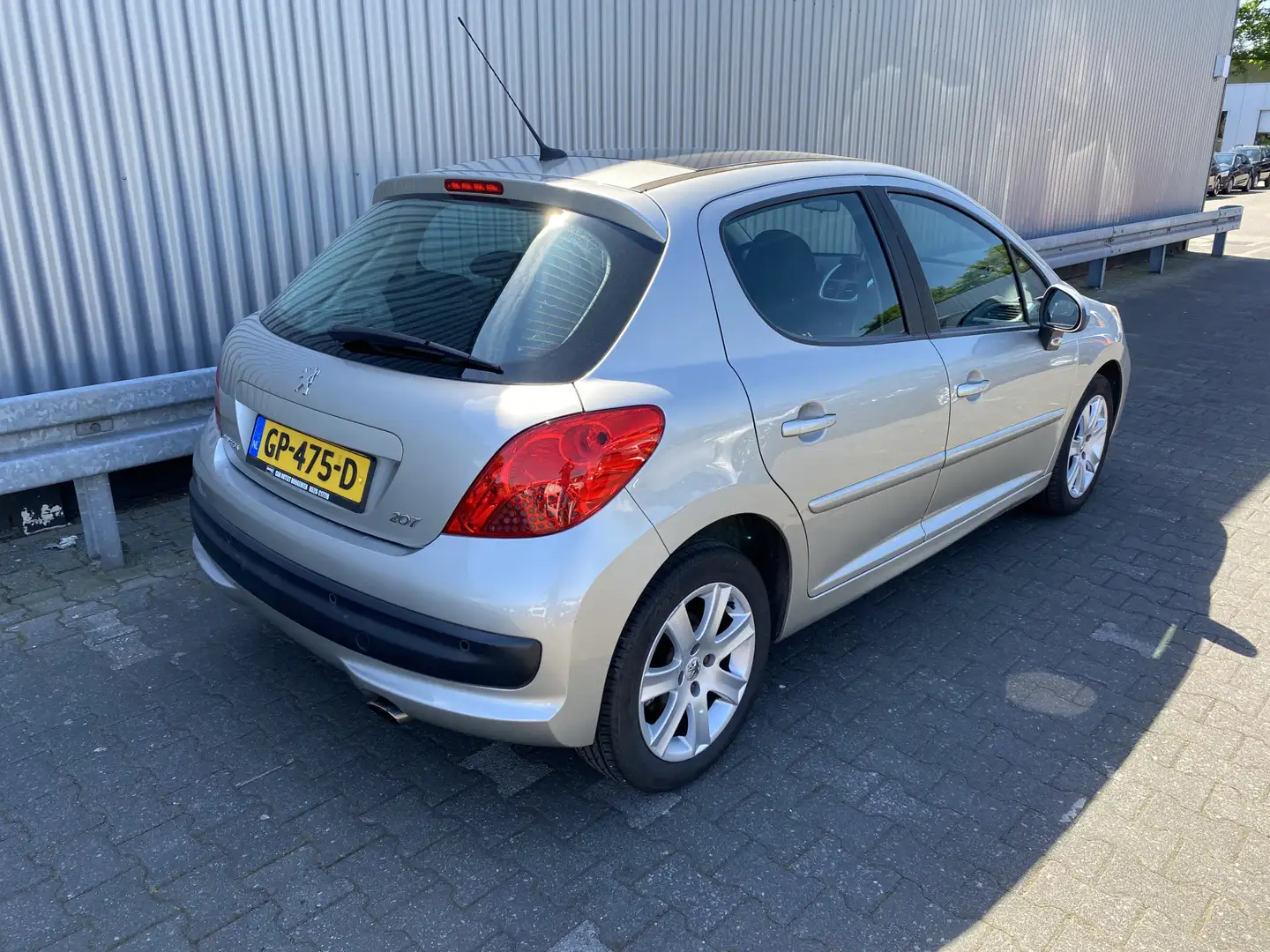 Peugeot 207 1.6 VTi XS Pack AUTOMAAT, 5-Drs, A/C, Pano, PDC, L Gris - 2