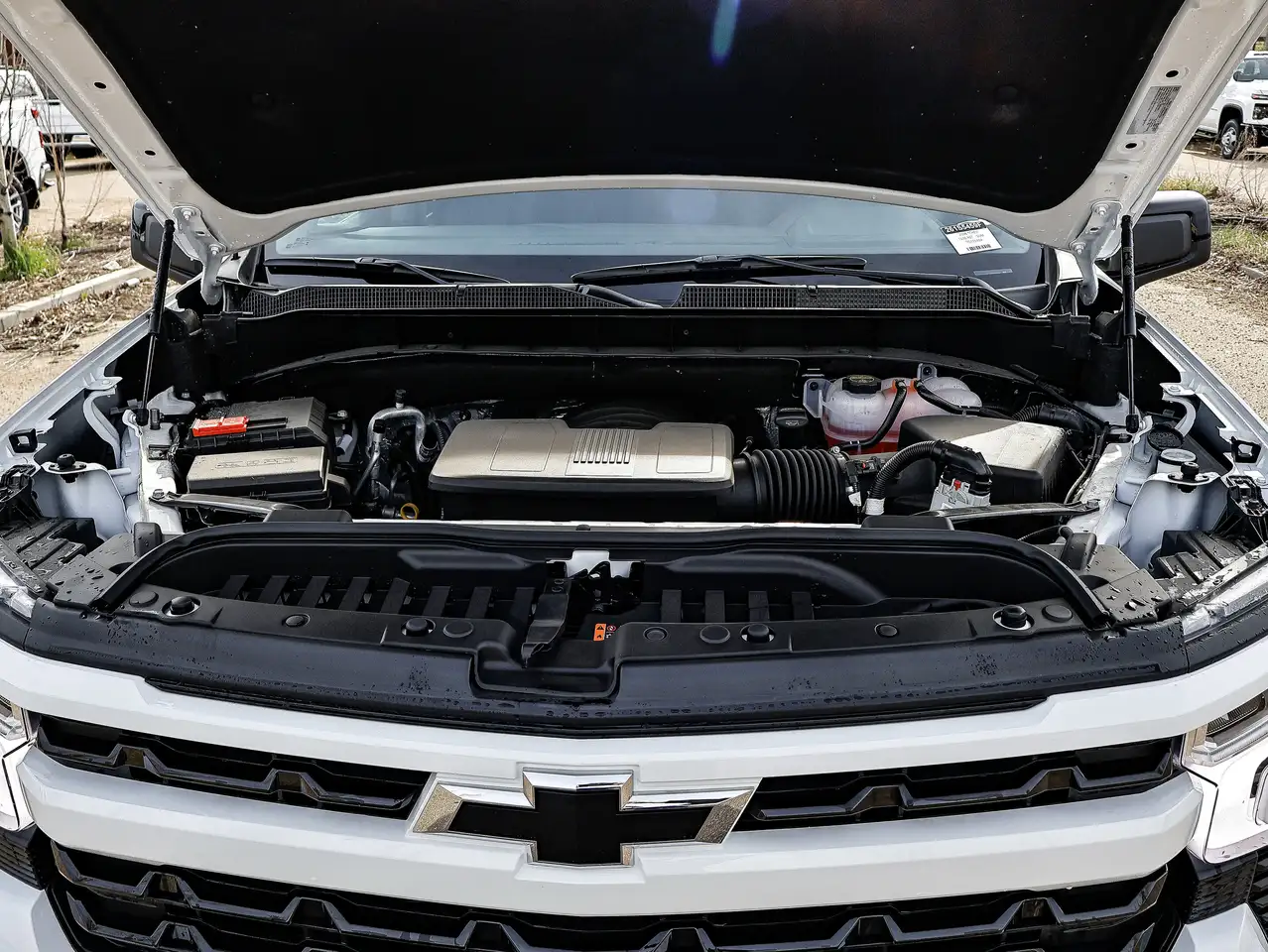 Chevrolet Silverado 1500 снимка Chevrolet Silverado 1500