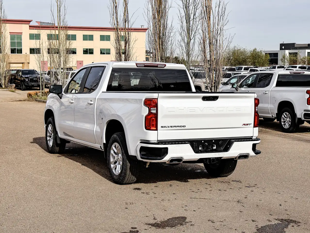 Chevrolet Silverado 1500 снимка Chevrolet Silverado 1500