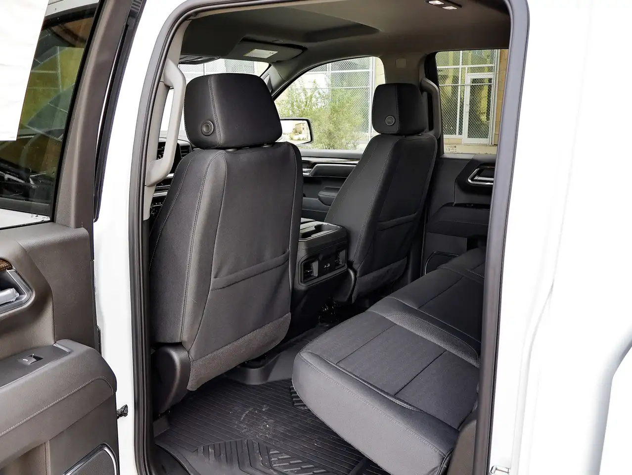 Chevrolet Silverado 1500 снимка Chevrolet Silverado 1500