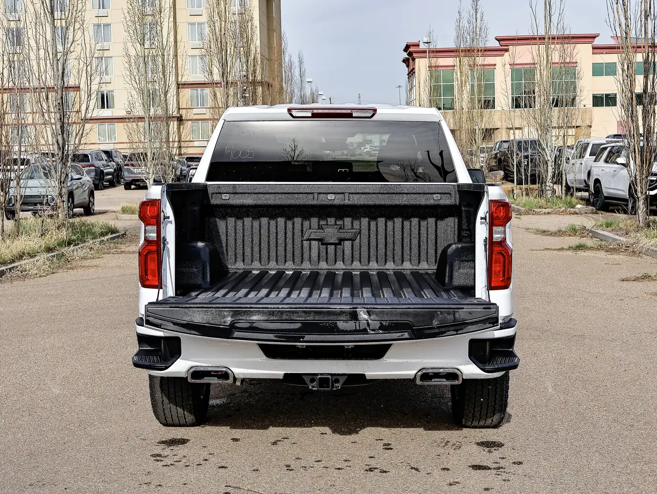 Chevrolet Silverado 1500 снимка Chevrolet Silverado 1500