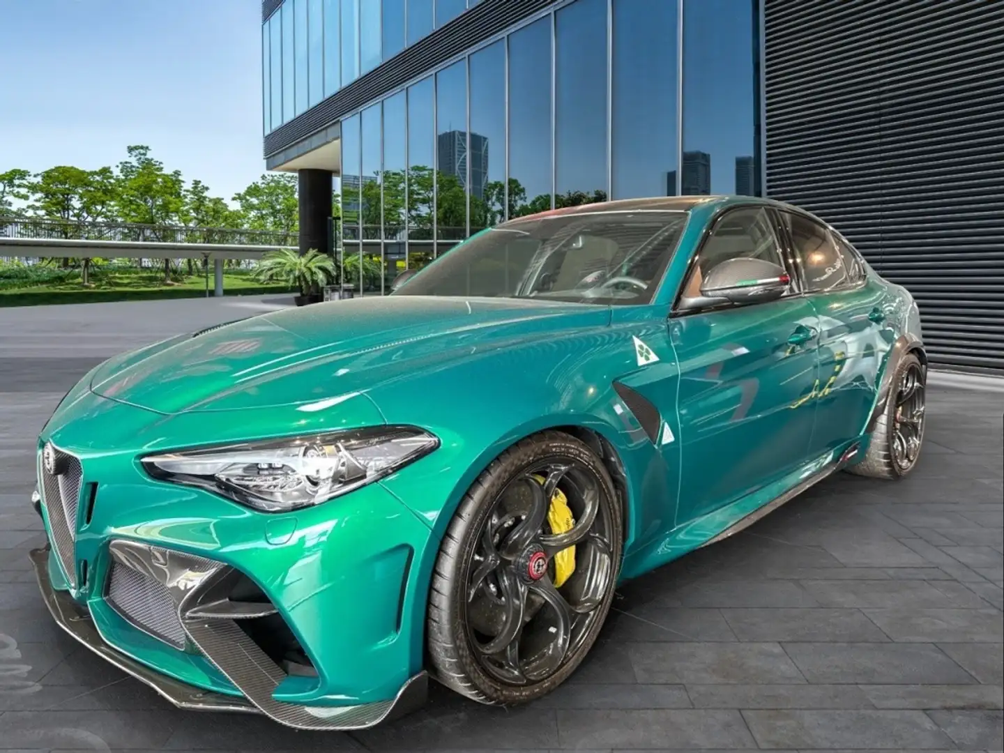 Alfa Romeo Giulia 2.9 T Quadrifoglio Aut. 510 Verde - 1