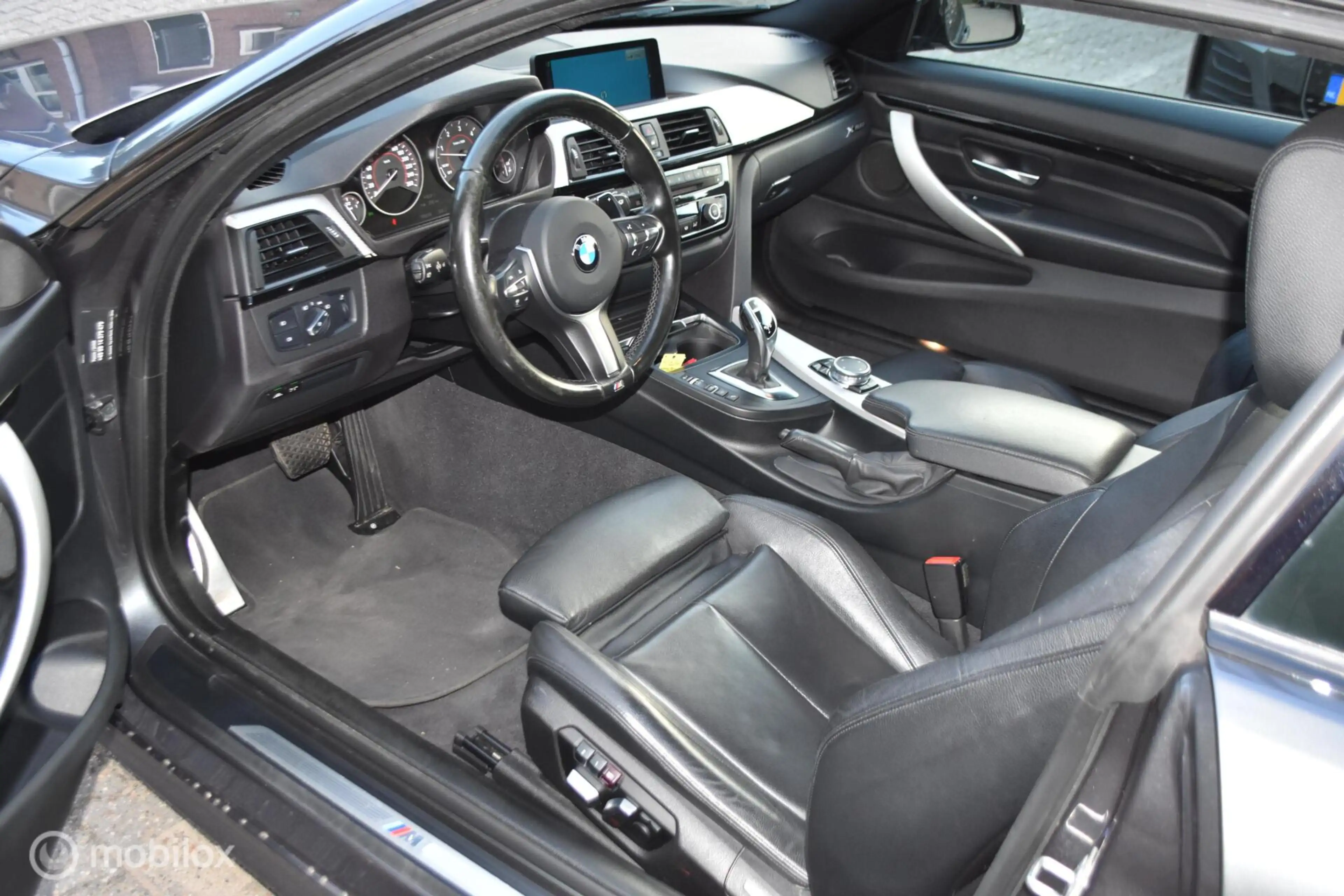 BMW 435 4-serie Coupé 435d xDrive M Sport — photo 9