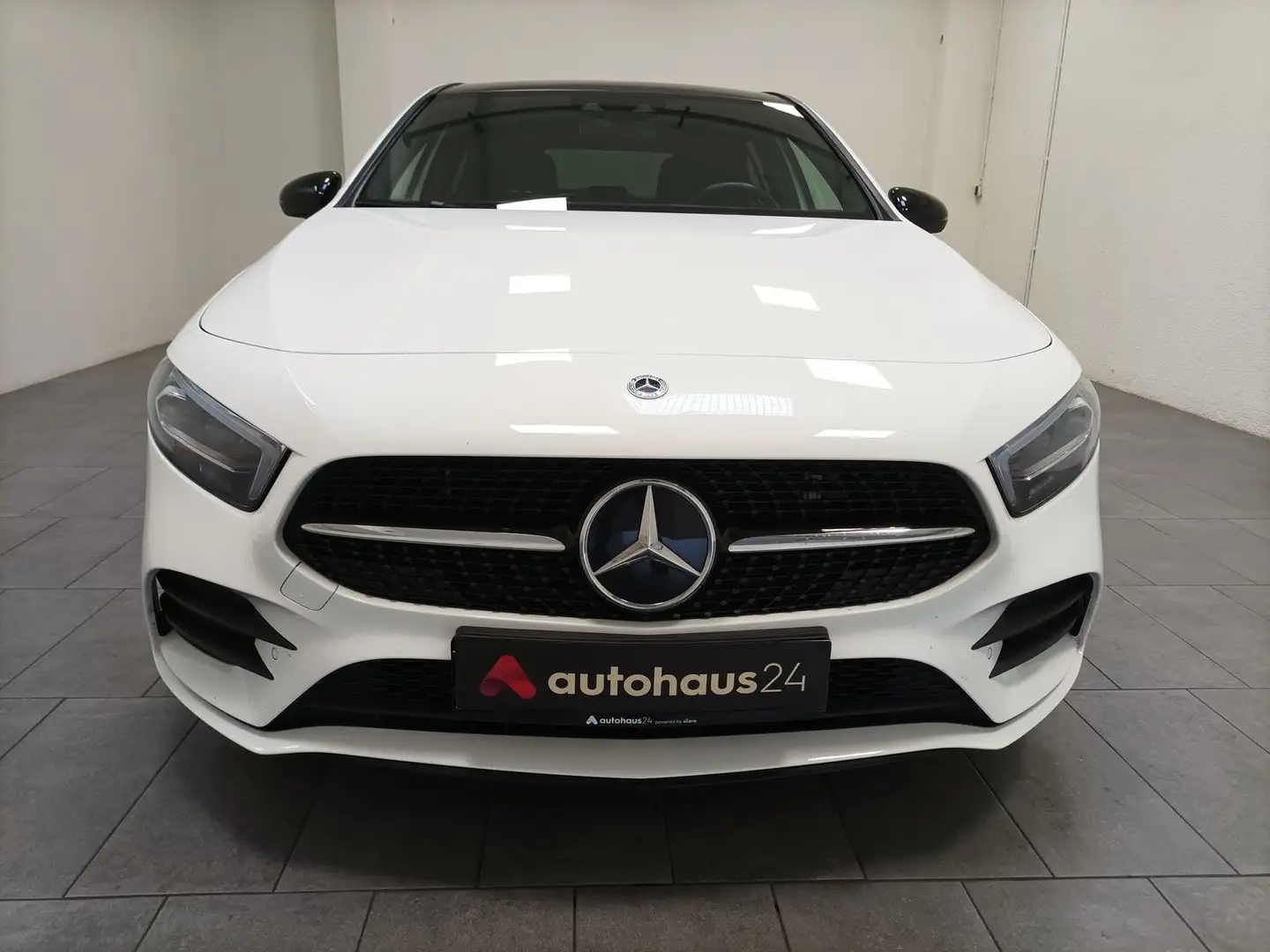 Mercedes-Benz A 250 e AMG Line Navi|CAM|Pano|Tempomat Weiß - 2