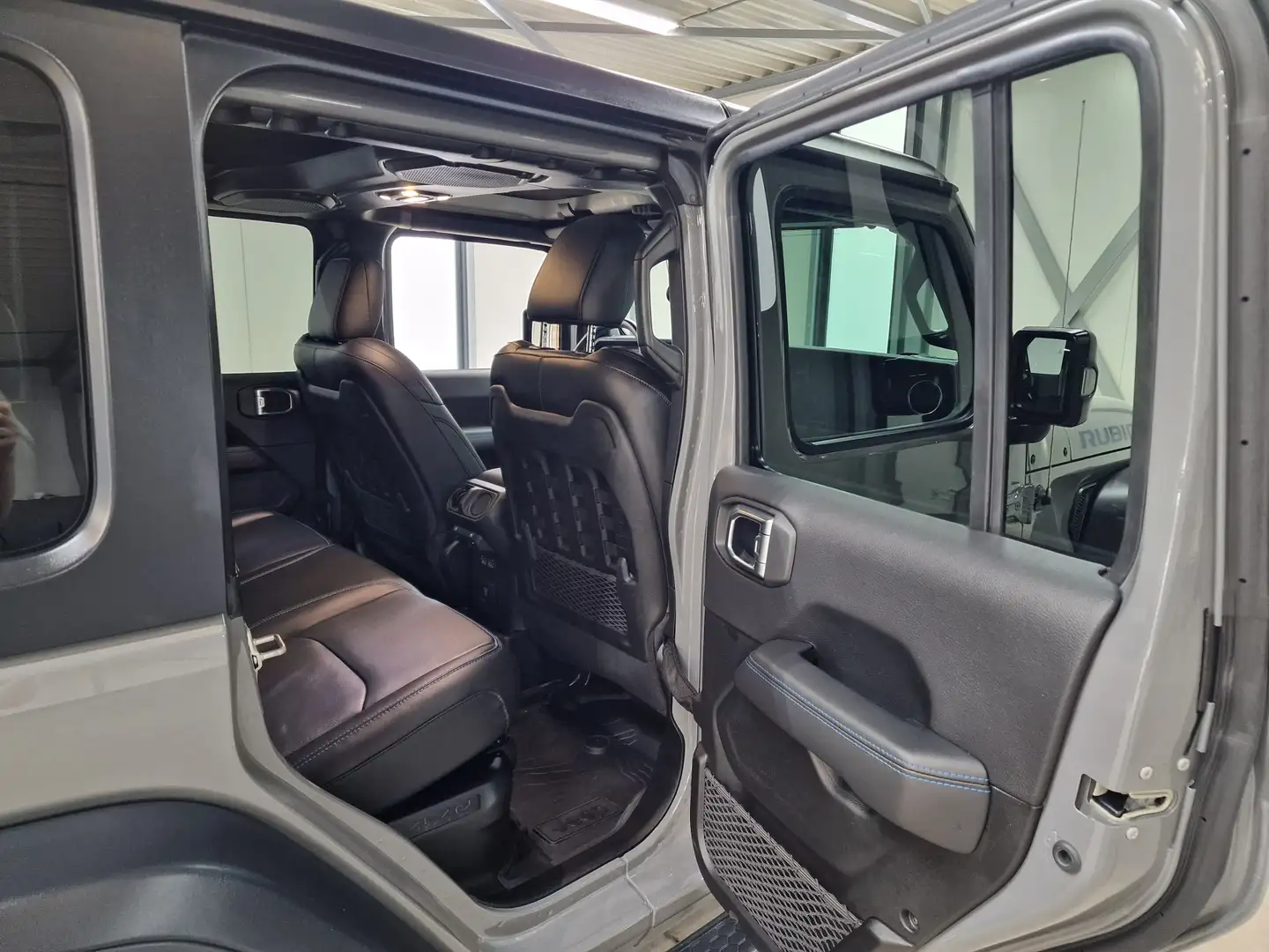 Jeep Wrangler Unlimited 4xe 380 Rubicon 380pk PHEV | Alpine Soun Grijs - 1