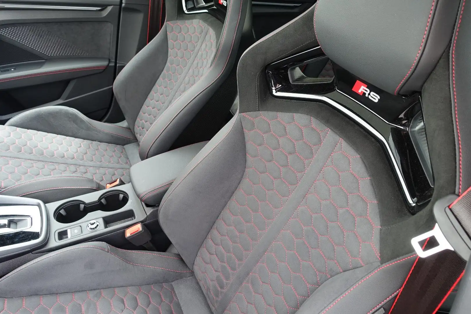 Audi RS3 RS 3 Limousine RS-Schalens. Raute rot Pano HUD Noir - 1