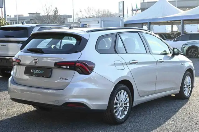 Fiat Tipo view 5