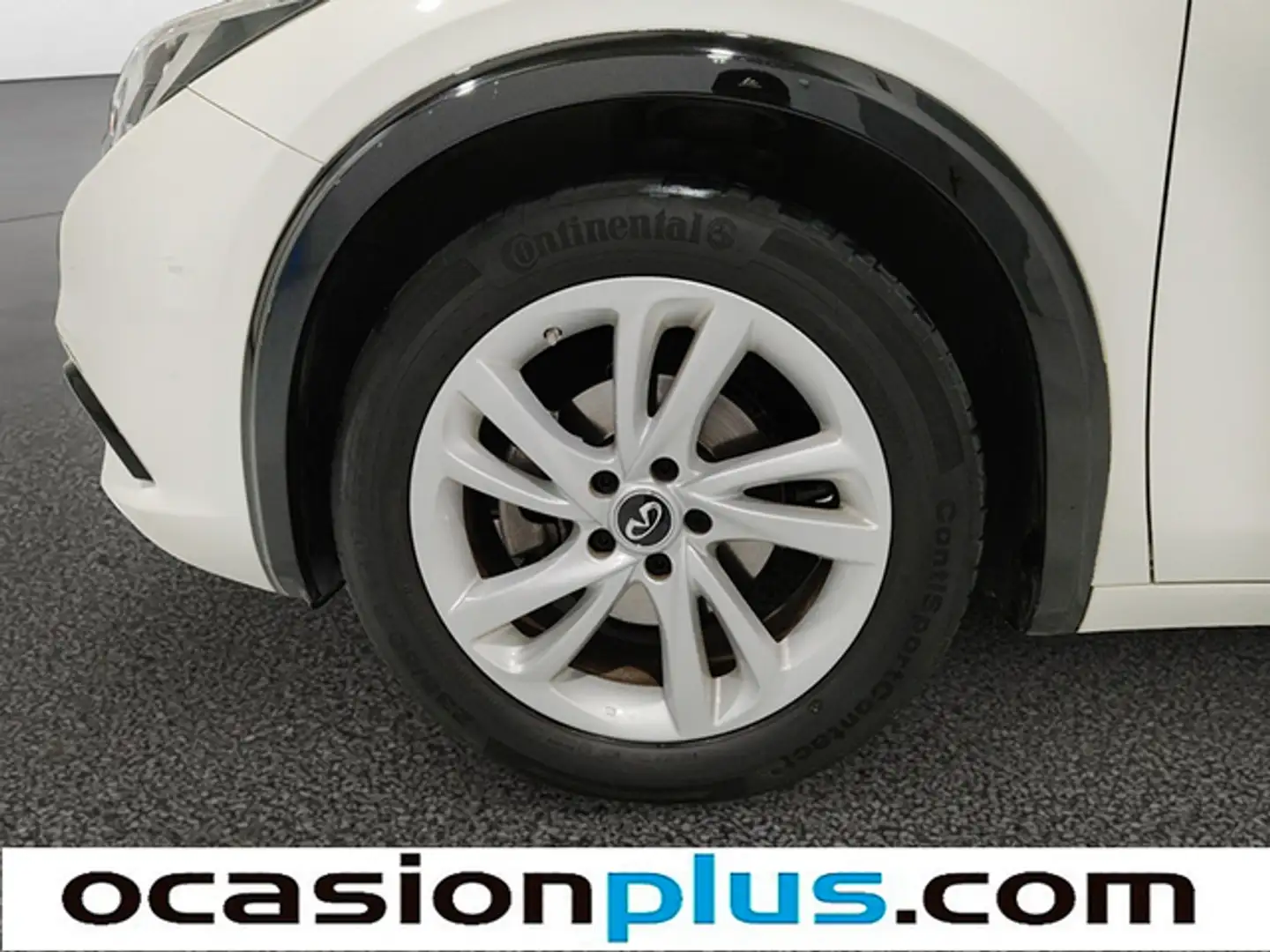 Infiniti Q30 1.6t 122 Blanco - 2