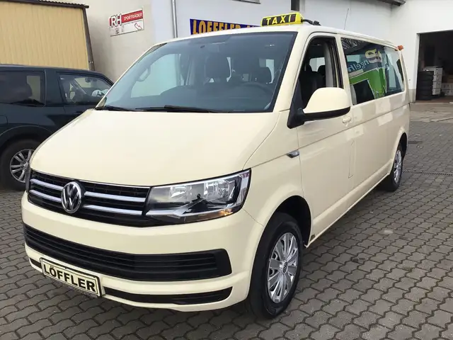 Volkswagen T6 Caravelle Caravelle Comfortline lang 9 Sitze