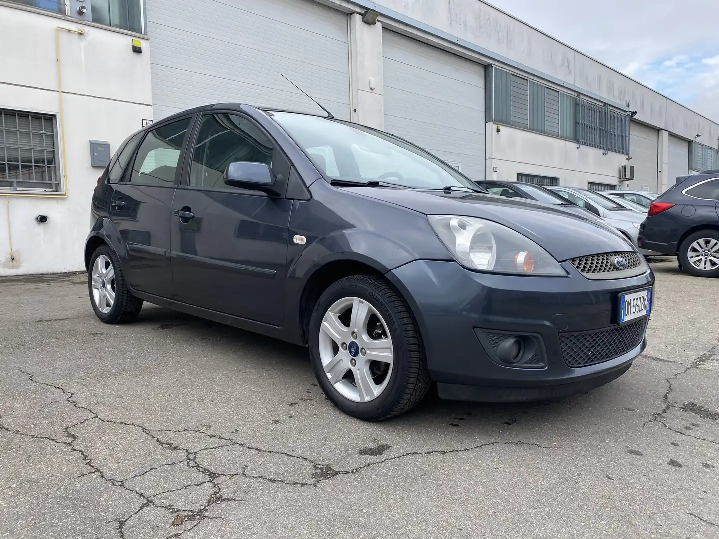 Ford Fiesta 5p 1.4 16v Titanium Gpl - 1