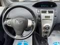 Toyota Yaris Sol*TÜV-NEU*AUTOMATIK*GARANTIE Argent - thumbnail 12