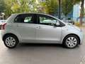 Toyota Yaris Sol*TÜV-NEU*AUTOMATIK*GARANTIE Argent - thumbnail 4
