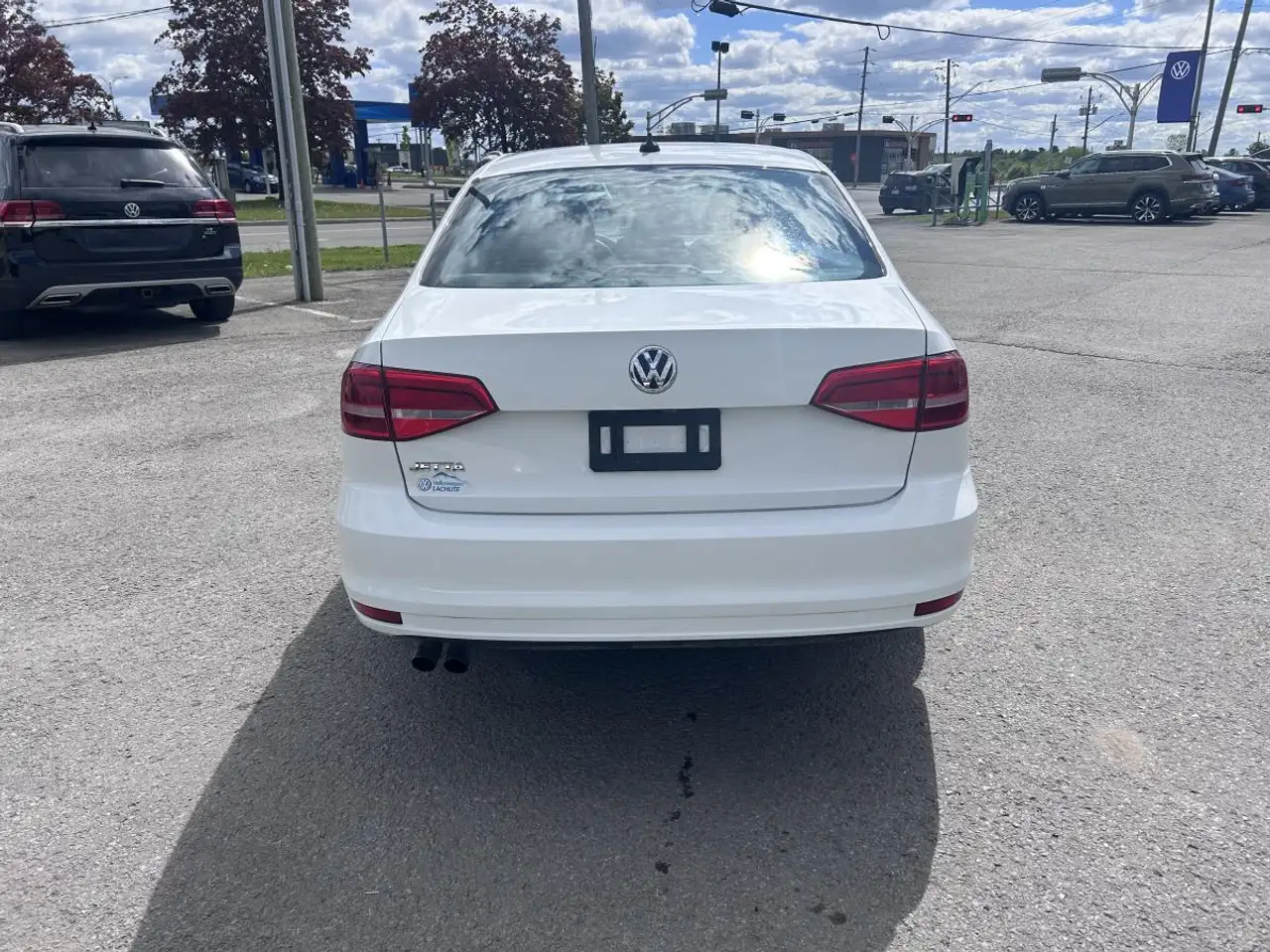 Volkswagen Jetta снимка Volkswagen Jetta