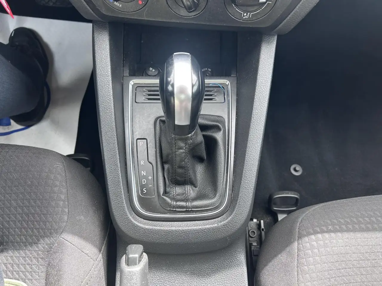 Volkswagen Jetta снимка Volkswagen Jetta