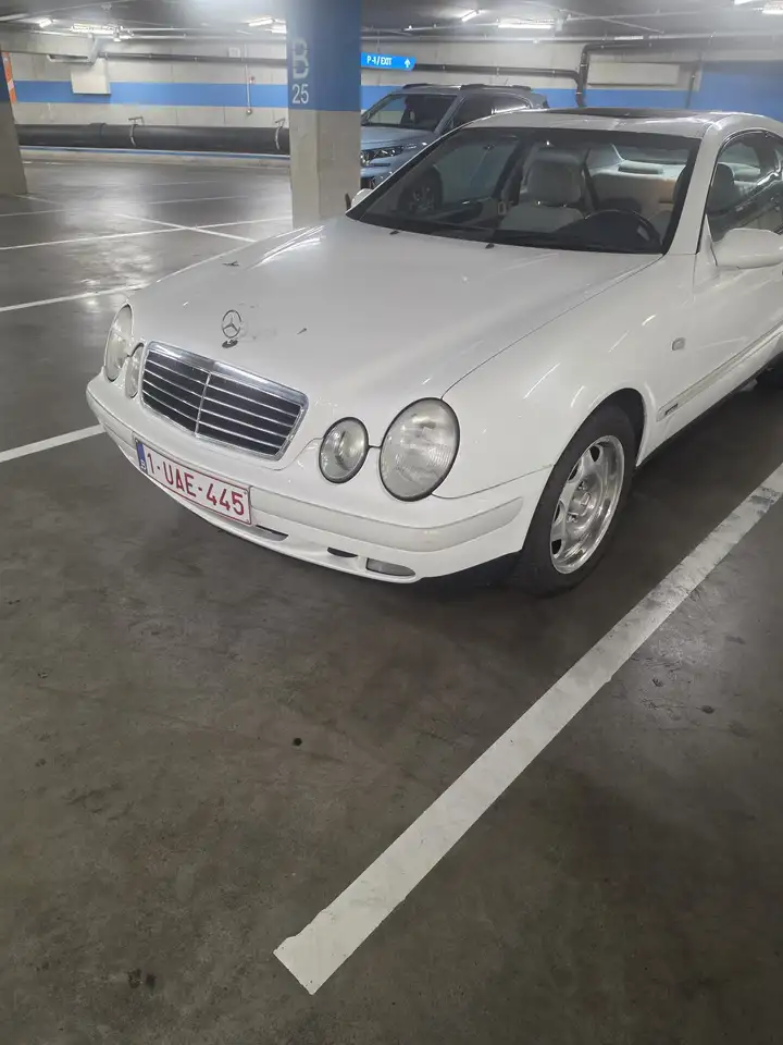 Mercedes-Benz CLK 200 Sport, foto 1