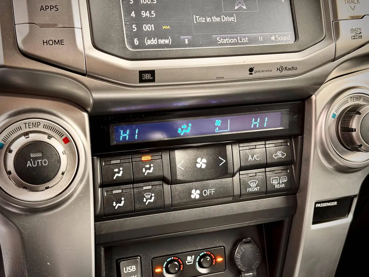 Toyota 4-Runner снимка Toyota 4-Runner