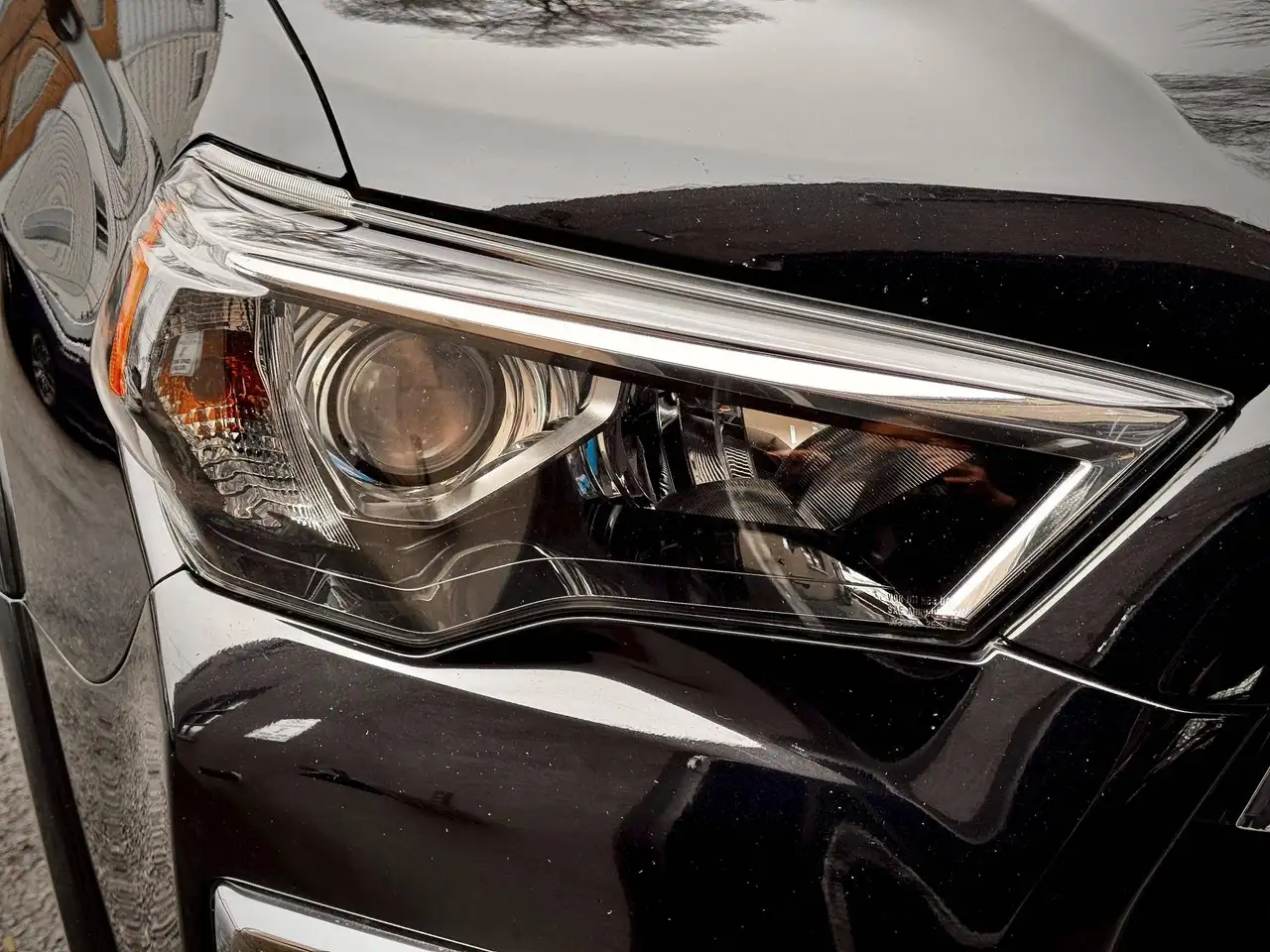 Toyota 4-Runner снимка Toyota 4-Runner