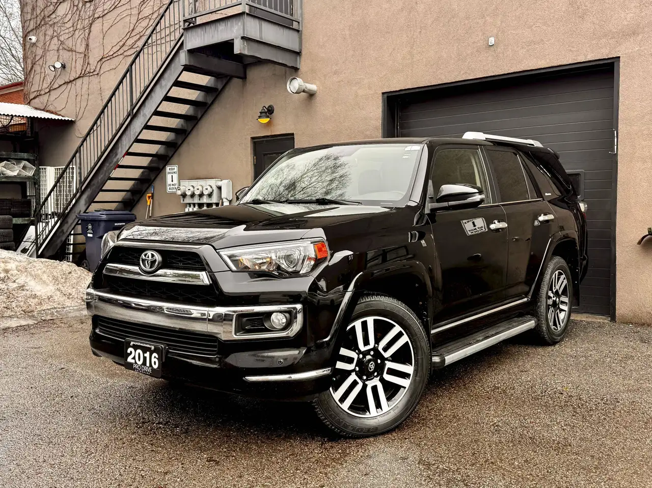Toyota 4-Runner снимка Toyota 4-Runner