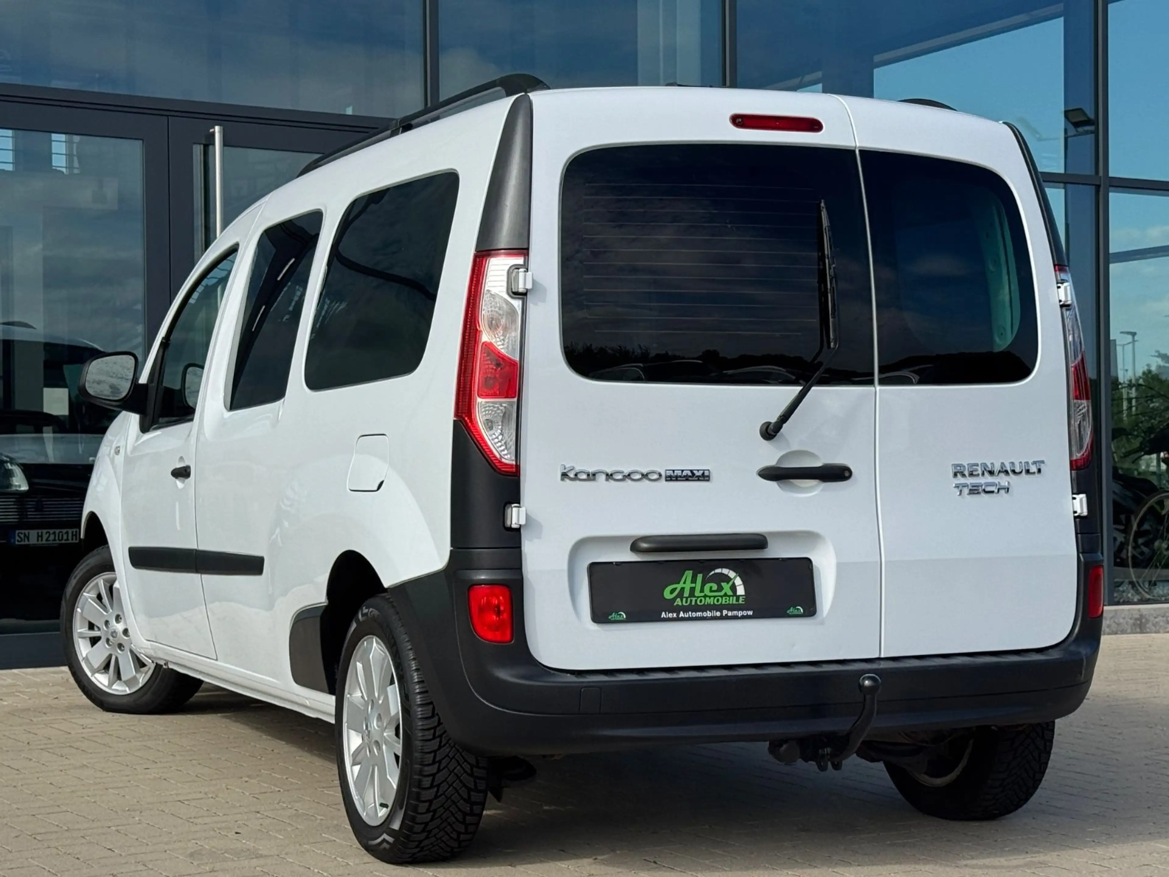 Renault Kangoo Rapid Maxi 1.5 dCi Extra Combi — photo 4