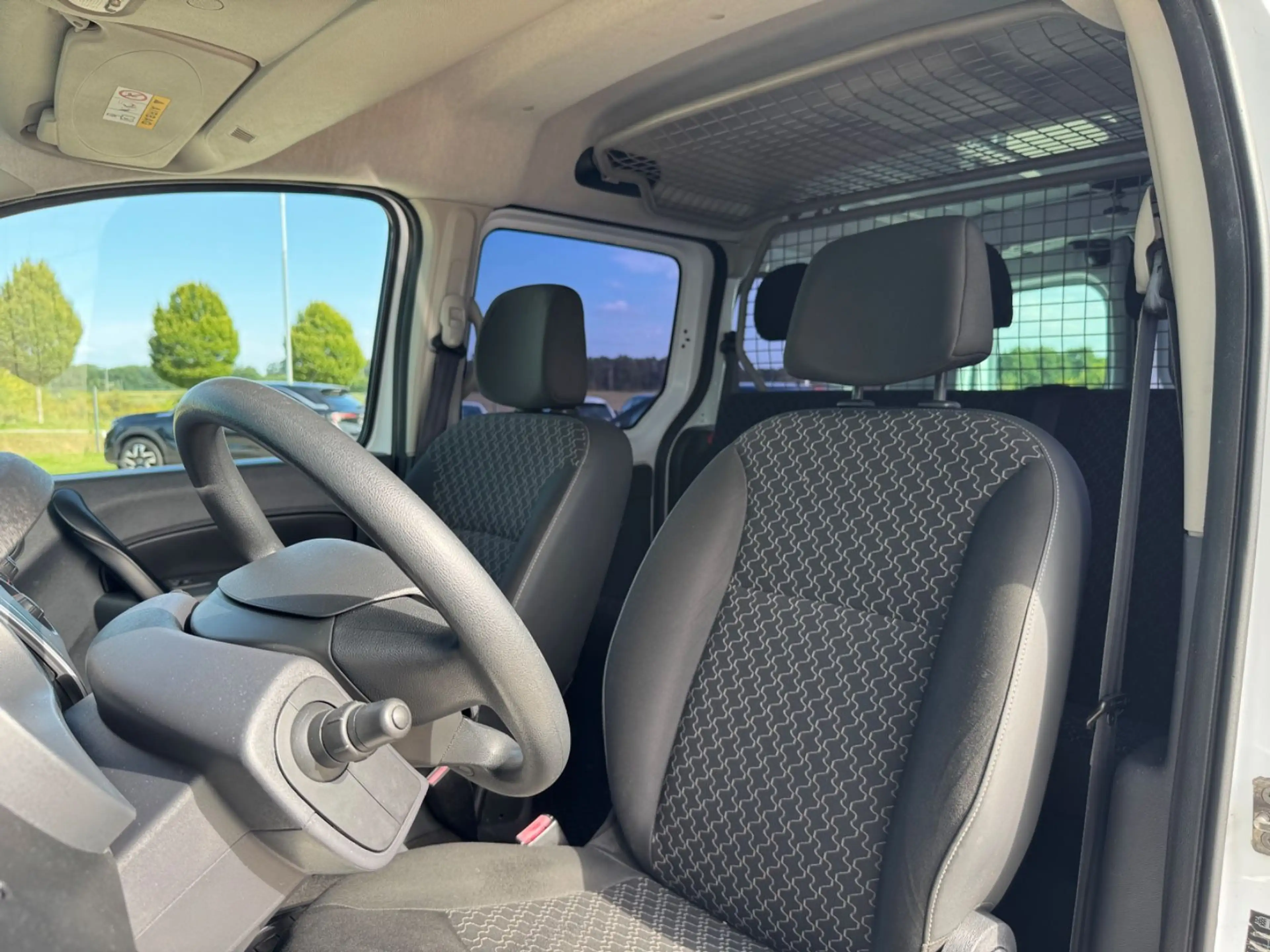 Renault Kangoo Rapid Maxi 1.5 dCi Extra Combi — photo 10