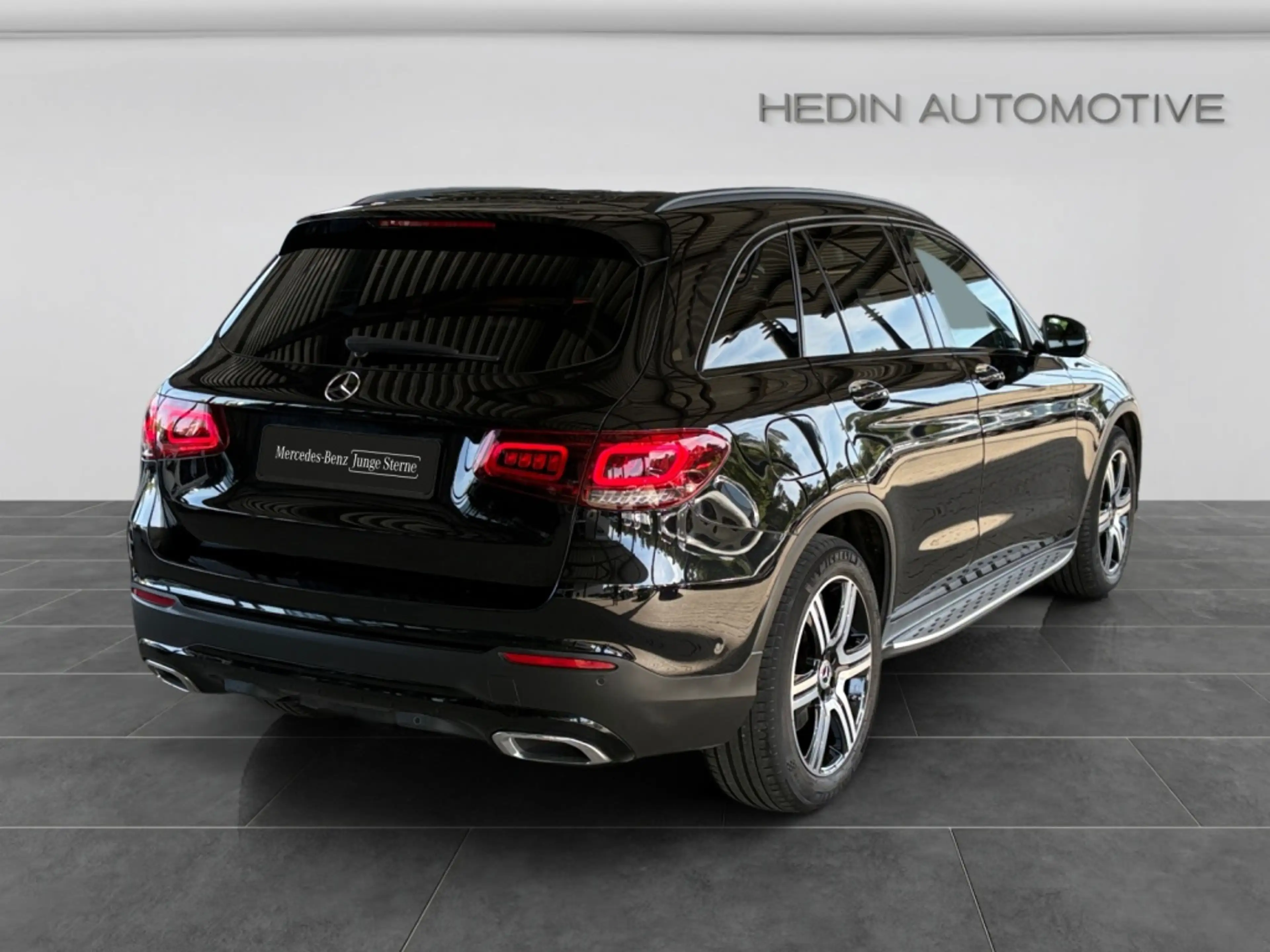 Mercedes-Benz GLC 200 4M NIGHT|LED|TEMP|PDC|PANO|AHK|SHZ|NAVI — photo 6