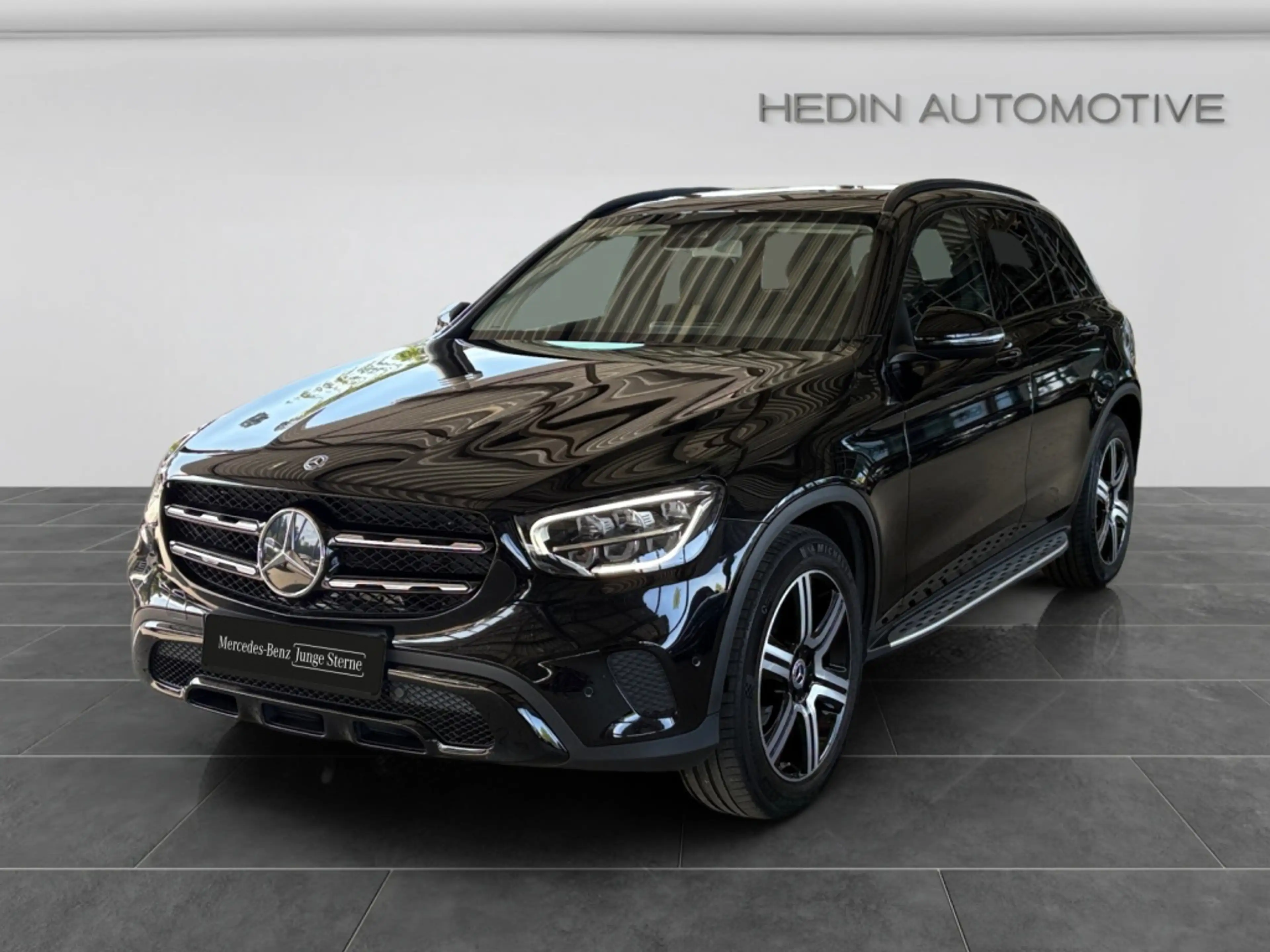 Mercedes-Benz GLC 200 4M NIGHT|LED|TEMP|PDC|PANO|AHK|SHZ|NAVI — photo 2