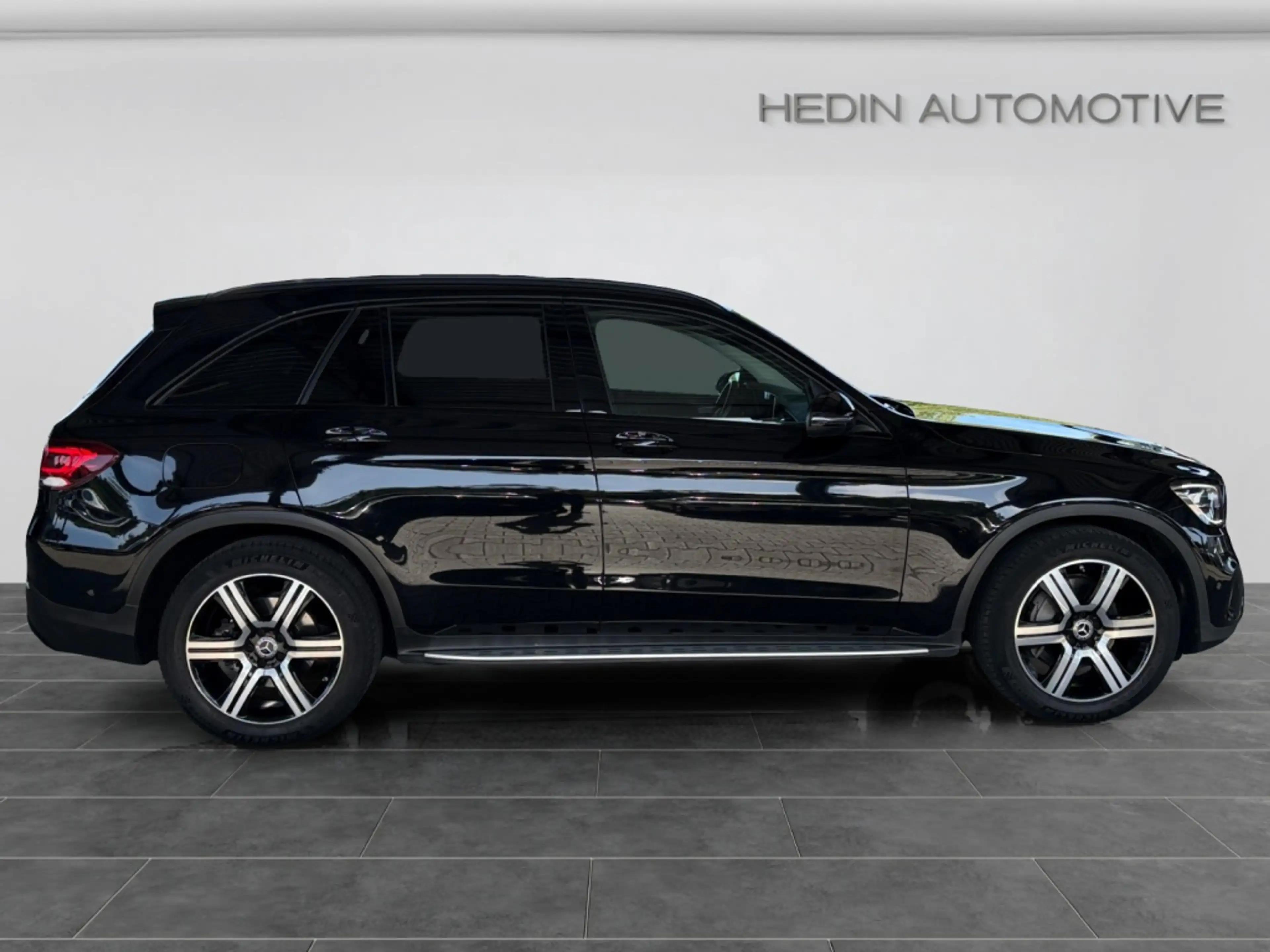 Mercedes-Benz GLC 200 4M NIGHT|LED|TEMP|PDC|PANO|AHK|SHZ|NAVI — photo 7