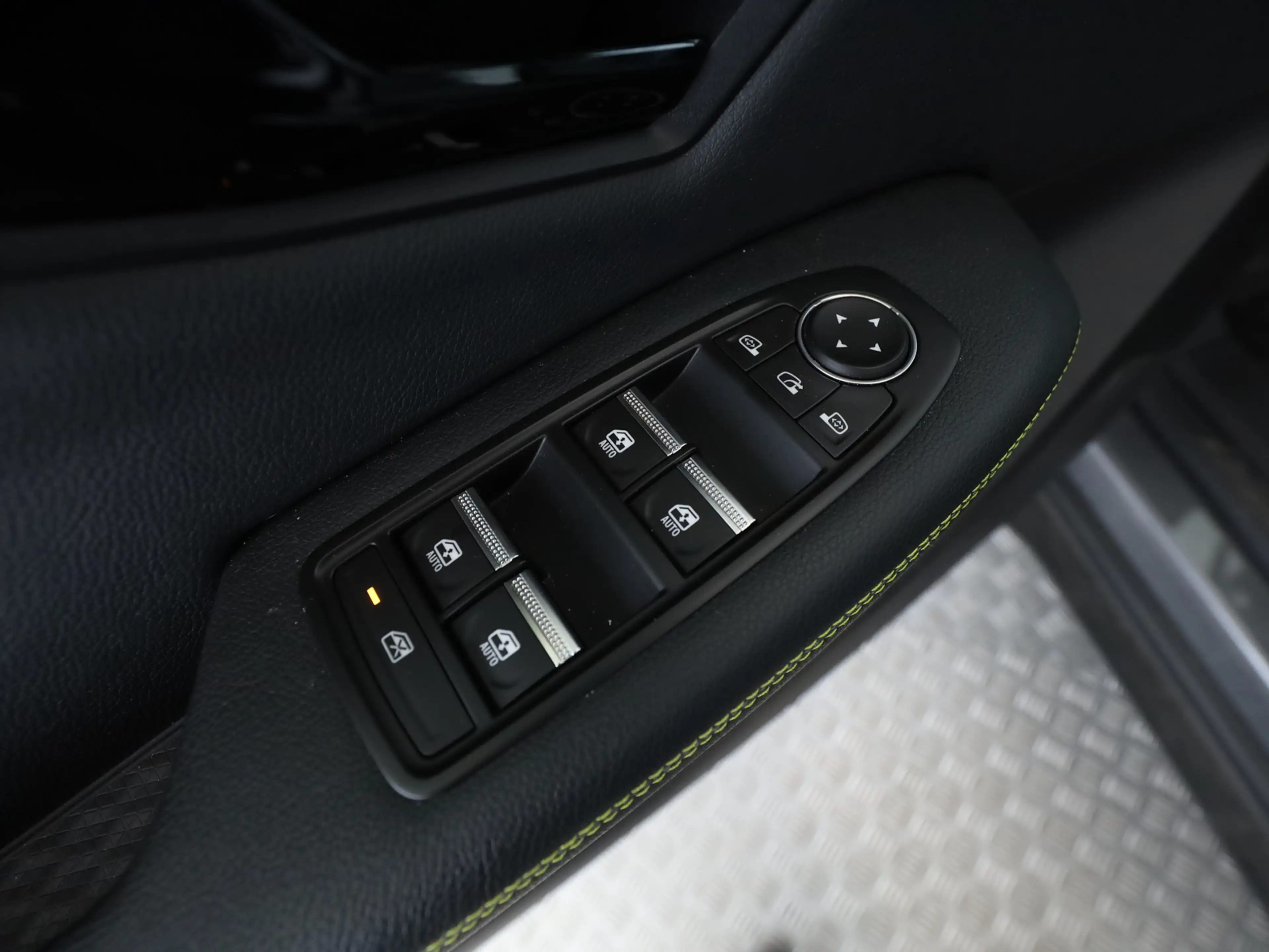 Renault Scenic Techno 220 Long Range PDC — photo 16