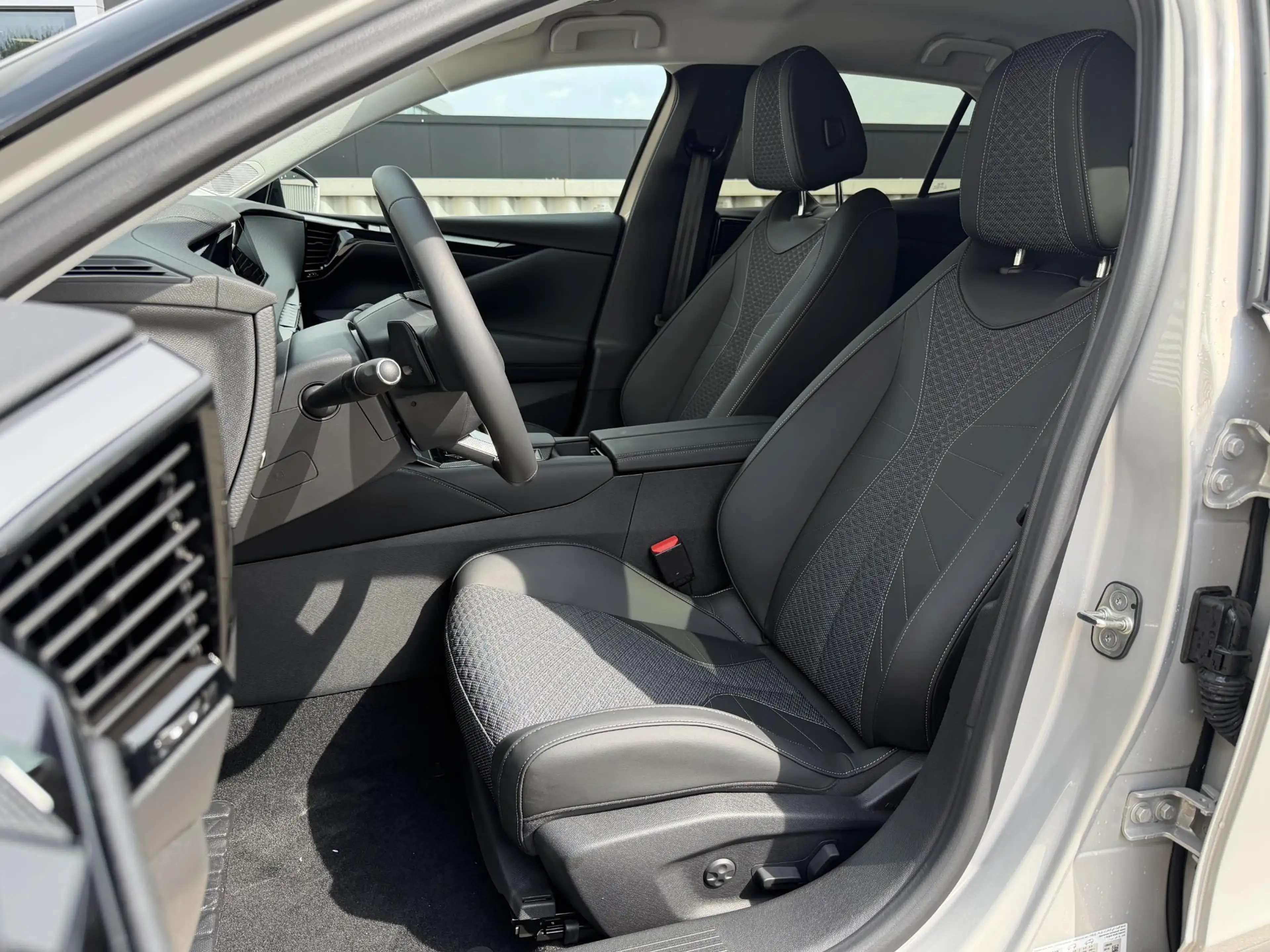 DS Automobiles DS 4 No 1.6 PHEV Pallas Comfort Pack | Elektrische koff — photo 8