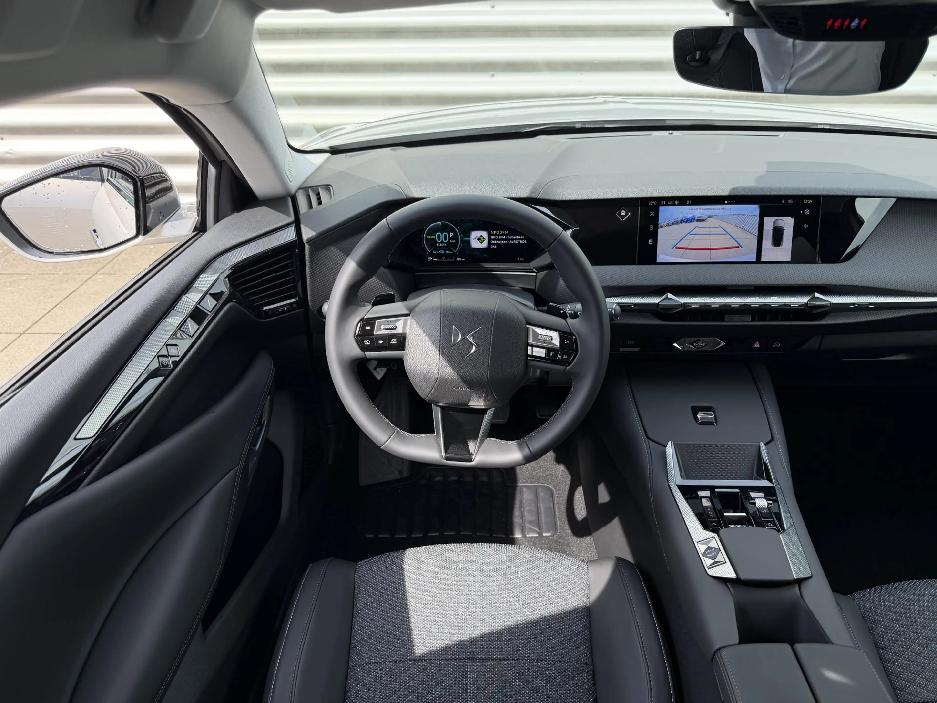 DS Automobiles DS 4 No 1.6 PHEV Pallas Comfort Pack | Elektrische koff — photo 11