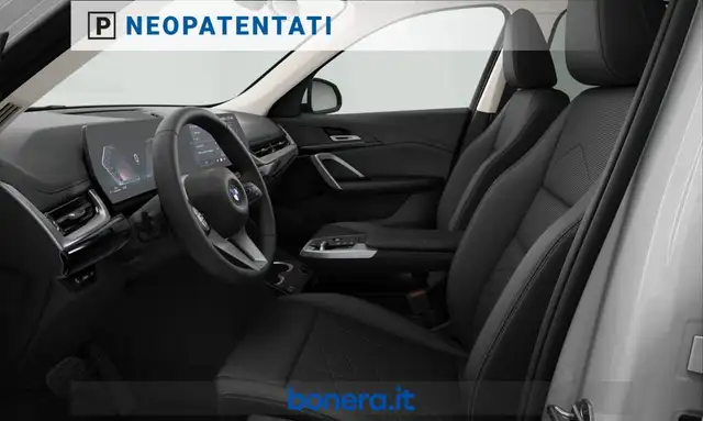 BMW X1 view 5
