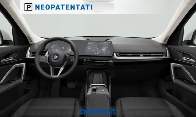 BMW X1 view 4