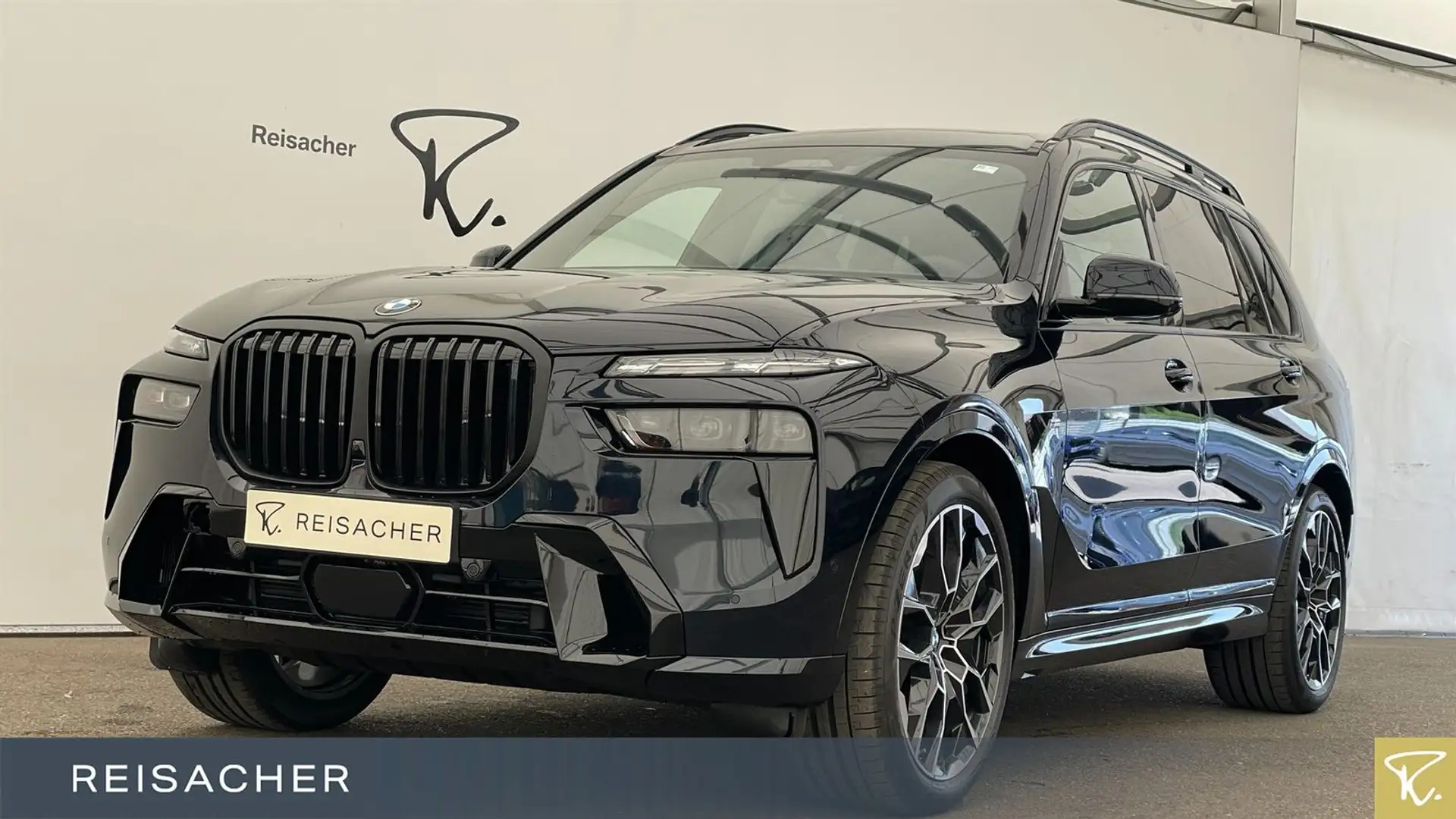 BMW X7 xDrive40d A M-Sport,M-Sport PRO,SkyLou,AHK,DA Fekete - 1