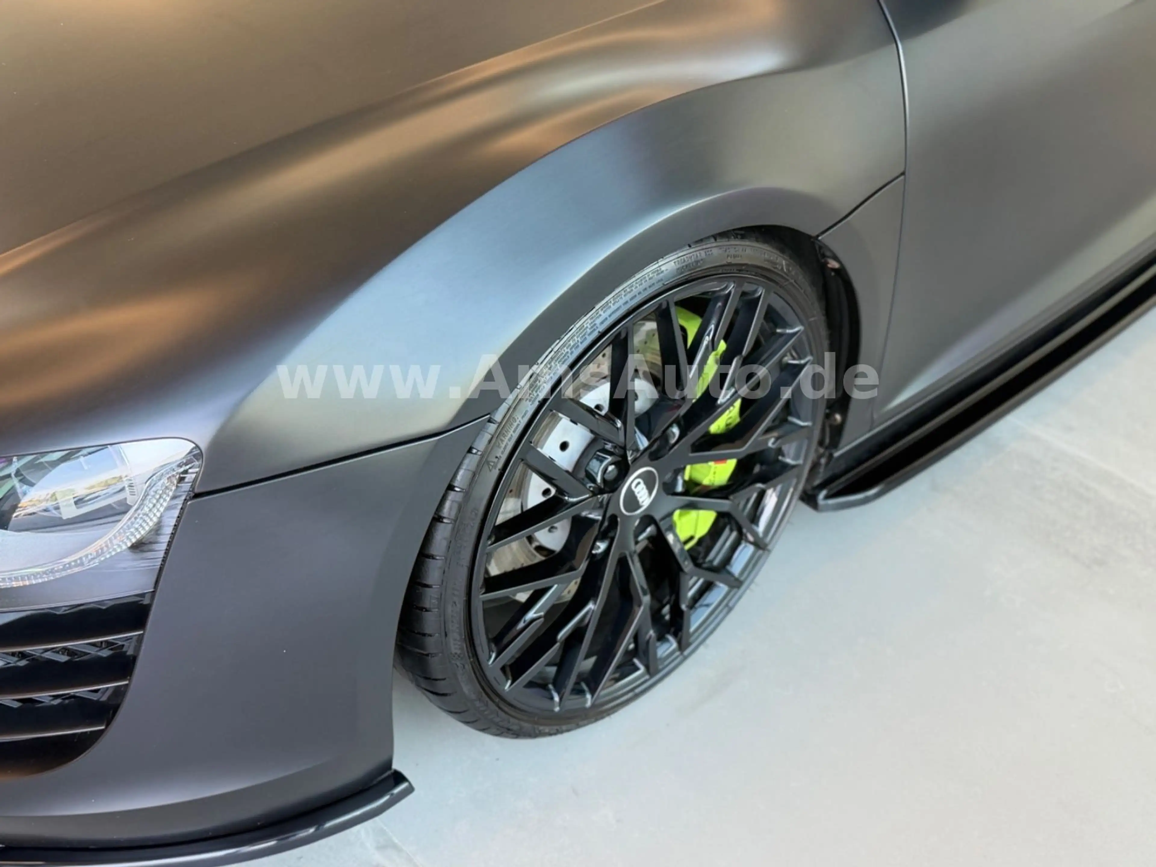 Audi R8 Coupe 4.2 FSI quattro Deutsches Fahrzeug B&O — photo 3