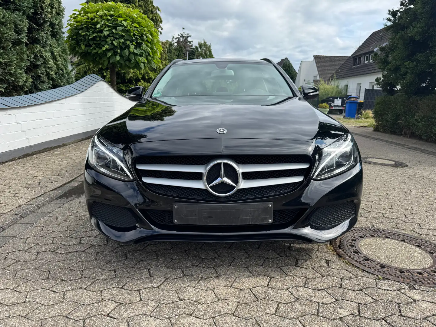 Mercedes-Benz C 200 C 200 T BlueTec d NAVI LED MFL PDC 17 ZOLL EURO 6 Noir - 1